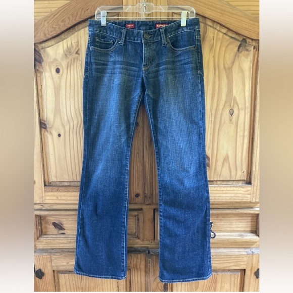 Women’s Express Stella Boot distressed blue Jeans size 6 - Picture 1 of 10